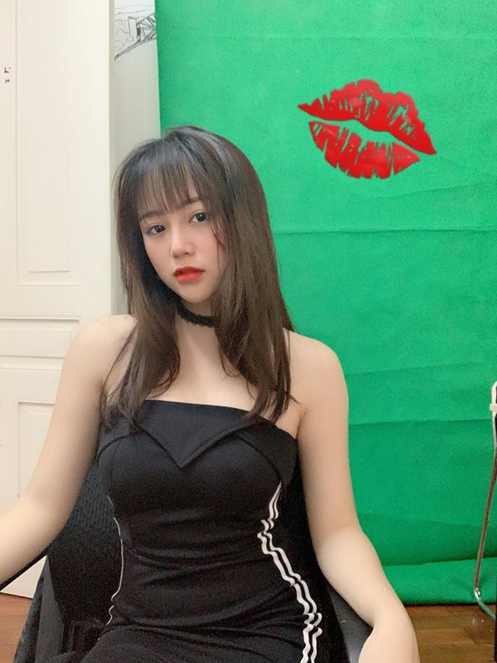 3 nữ streamer đình đám vẫn gây xao xuyến dù gia nhập hội 'mẹ bỉm', theo chồng bỏ cuộc chơi - Ảnh 3 3 nữ streamer đình đám vẫn gây xao xuyến dù gia nhập hội 'mẹ bỉm', theo chồng bỏ cuộc chơi - Ảnh 3