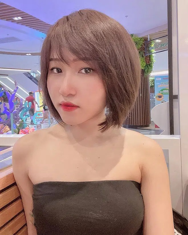 Uyên Pu sở hữu số đo 3 vòng cực chuẩn. Ảnh: FBNV Uyên Pu sở hữu số đo 3 vòng cực chuẩn. Ảnh: FBNV