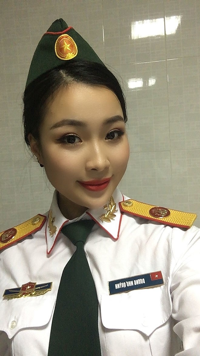 Hà Phương đang theo đuổi con đường nghệ thuật tại trường Đh Văn hóa Nghệ thuật Quân đội. Ảnh: FBNV