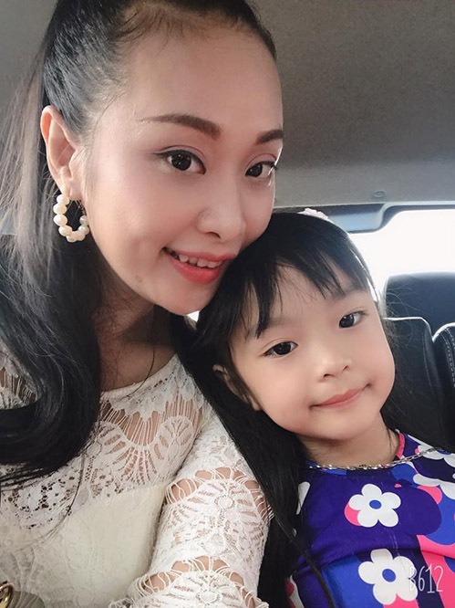 Lê Kiều Như đang có cuộc sống hạnh phúc bên chồng con. Ảnh: FBNV