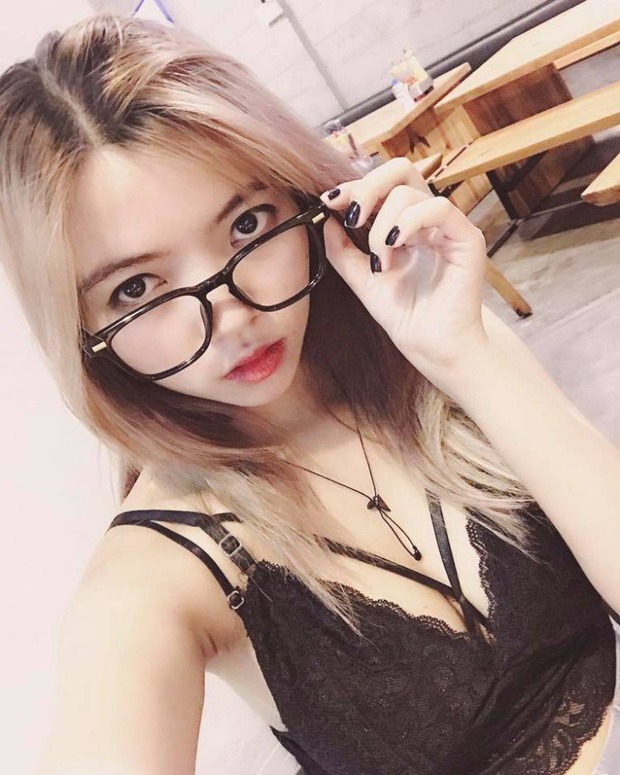 Nữ streamer Ohsusu. Ảnh: FB Nữ streamer Ohsusu. Ảnh: FB