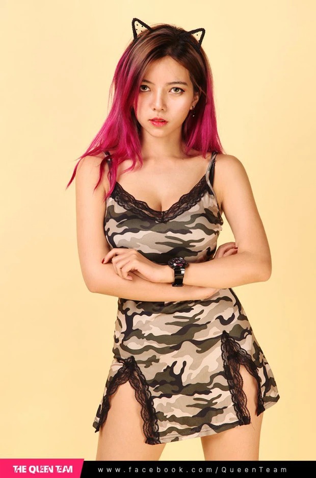Nữ streamer từng có người yêu cũ qua đêm với Misthy đăng ảnh trong xế sang Porsche, khẳng định mình không ế! - Ảnh 1 Nữ streamer từng có người yêu cũ qua đêm với Misthy đăng ảnh trong xế sang Porsche, khẳng định mình không ế! - Ảnh 1
