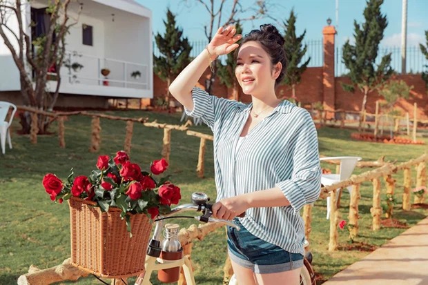 Chỉ một câu nói bột phát, Lý Nhã Kỳ đã gợi ra khối tài sản kếch xù, đúng chuẩn người phụ nữ độc thân giàu có nhất Vbiz - Ảnh 1 Chỉ một câu nói bột phát, Lý Nhã Kỳ đã gợi ra khối tài sản kếch xù, đúng chuẩn người phụ nữ độc thân giàu có nhất Vbiz - Ảnh 1