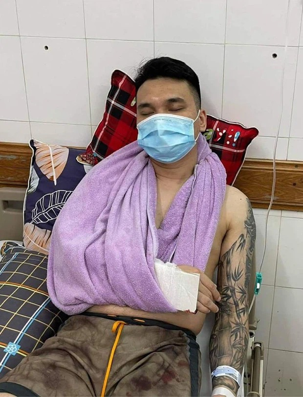 Tin sao Việt hot nhất MXH 20/4: Lý Nhã Kỳ lộ khoảnh khắc 'chợ búa', Hà Tăng như gái đôi mươi khi diện áo dài - Ảnh 3 Tin sao Việt hot nhất MXH 20/4: Lý Nhã Kỳ lộ khoảnh khắc 'chợ búa', Hà Tăng như gái đôi mươi khi diện áo dài - Ảnh 3