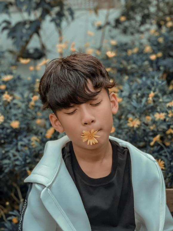 Kỳ Anh ngày càng điển trai và trưởng thành. Ảnh: FBNV