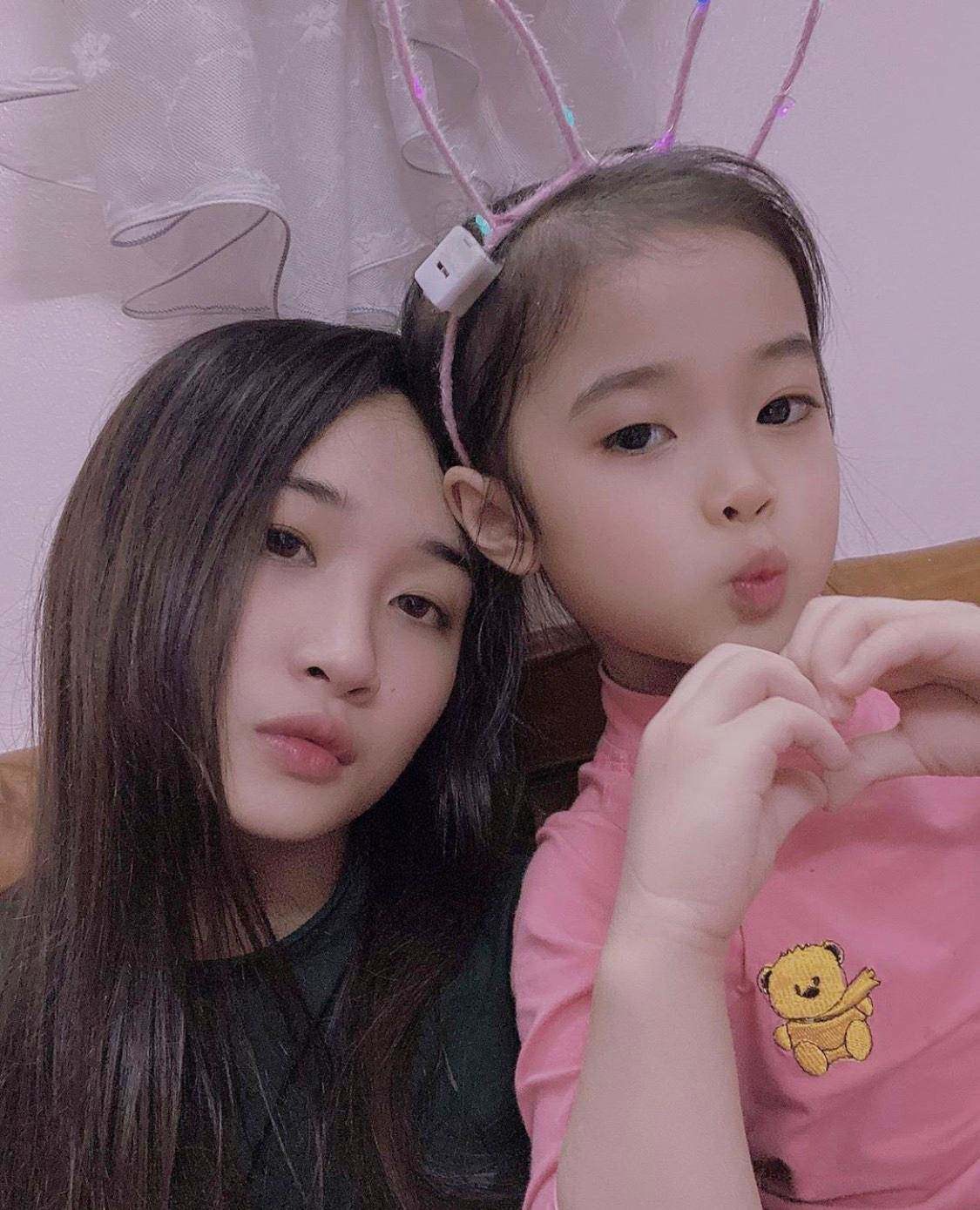 Phương Thảo hiện đã là bà mẹ 1 con. Ảnh: FBNV