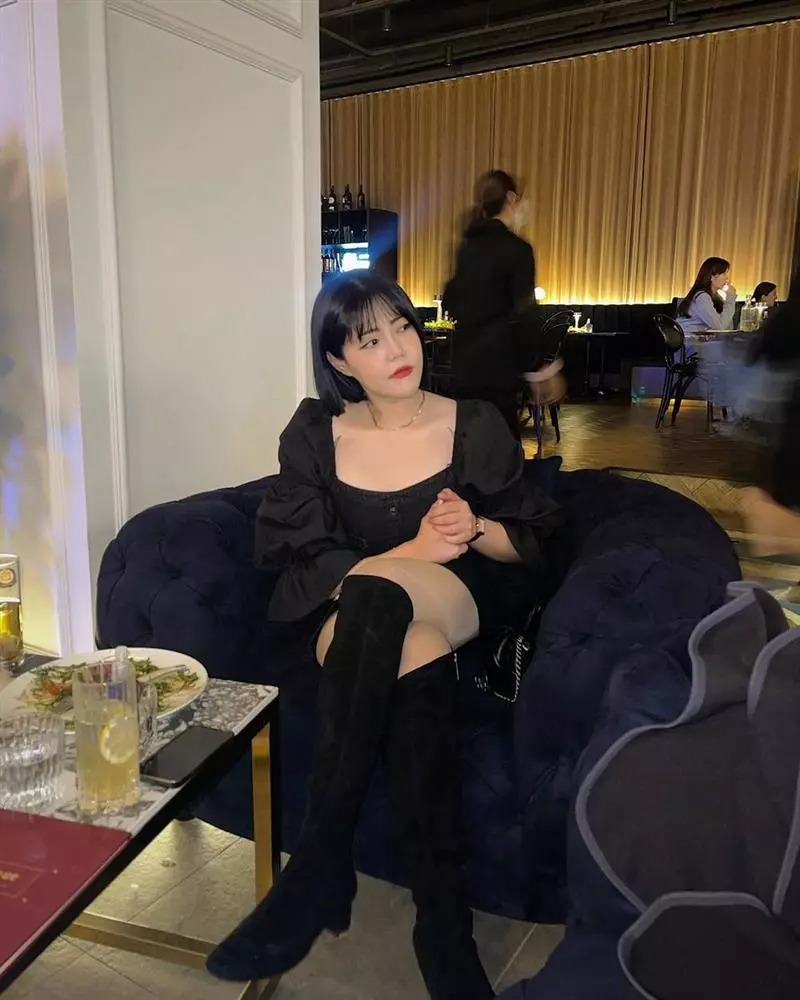 'Bạn gái' Đức Phúc gây ngỡ ngàng với diện mạo tựa hot girl xứ kim chi sau 4 năm quyết tâm thay đổi cuộc đời - Ảnh 1