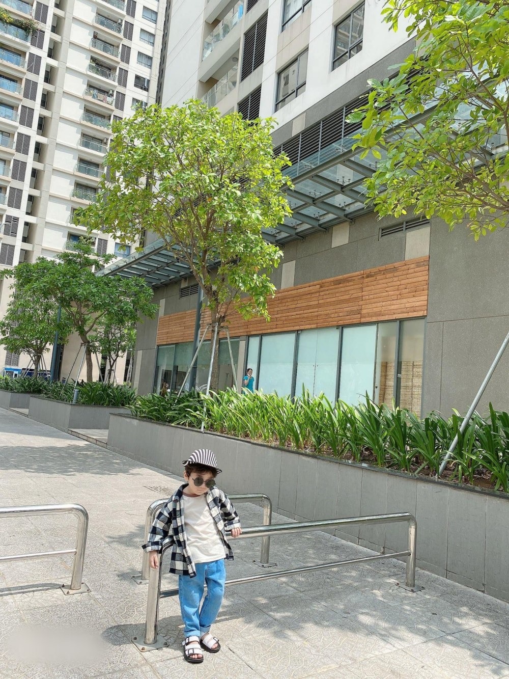 Lâm Khánh Chi có động thái đáng chú ý với con trai 3 tuổi sau khi lên kế hoạch sinh thêm con gái - Ảnh 1