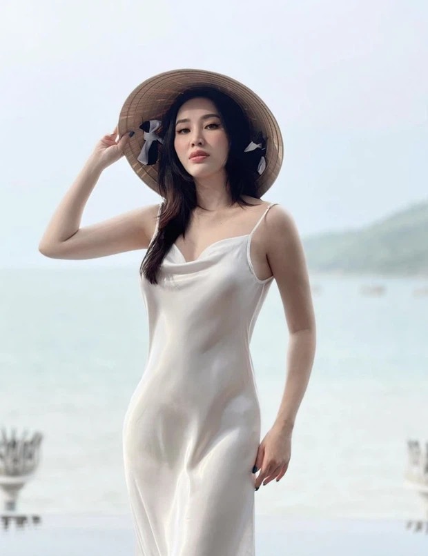 Bảo Thy đập tan nghi vấn mang thai khi khoe dáng quyến rũ. Ảnh: FBNV Bảo Thy đập tan nghi vấn mang thai khi khoe dáng quyến rũ. Ảnh: FBNV