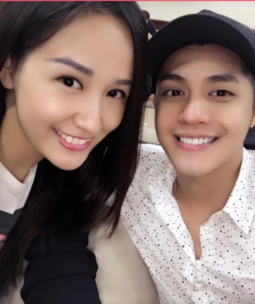 Đang yên đang lành, Mai Phương Thúy bất ngờ đăng ảnh ngồi xe lăn khiến dàn sao Việt lo lắng - Ảnh 1