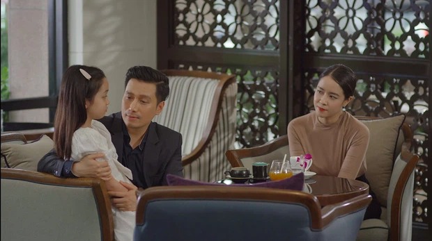 Bao nhiêu cuộc gặp gỡ giữa Minh và Trúc, mối quan hệ giữa Trúc - Hoàng vẫn chưa được sáng tỏ. Ảnh: Internet Bao nhiêu cuộc gặp gỡ giữa Minh và Trúc, mối quan hệ giữa Trúc - Hoàng vẫn chưa được sáng tỏ. Ảnh: Internet