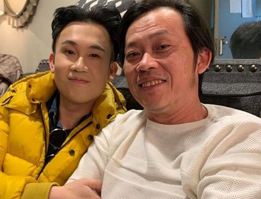 Dương Triệu Vũ và anh trai Hoài Linh. Ảnh: FBNV Dương Triệu Vũ và anh trai Hoài Linh. Ảnh: FBNV