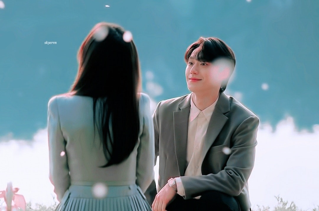 Visual không phải dạng vừa của 'trai ngoan' Lee Do Hyun từ màn ảnh nhỏ ra đến đời thường  - Ảnh 2