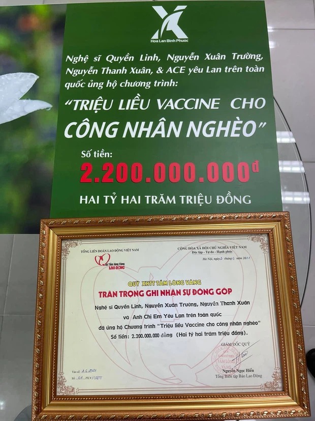 Hoài Linh cùng những người bạn đã ủng hộ 2,2 tỷ đồng để giúp đỡ công nhân nghèo được tiêm Vaccine. Ảnh: FBNV Hoài Linh cùng những người bạn đã ủng hộ 2,2 tỷ đồng để giúp đỡ công nhân nghèo được tiêm Vaccine. Ảnh: FBNV