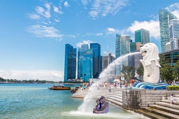 Sự thật đằng sau loạt hình ảnh vòng quanh thế giới giữa mùa dịch của vợ chồng Tuấn Hưng 10 Sự thật đằng sau loạt hình ảnh vòng quanh thế giới giữa mùa dịch của vợ chồng Tuấn Hưng 10