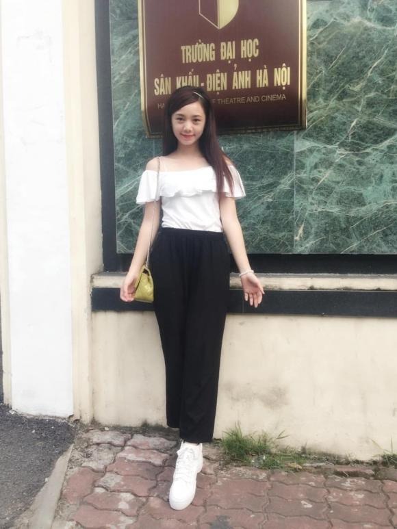 Tung ảnh thời 'hai lúa', Quỳnh Kool lại vướng nghi vấn trùng tu nhan sắc - Ảnh 2 Tung ảnh thời 'hai lúa', Quỳnh Kool lại vướng nghi vấn trùng tu nhan sắc - Ảnh 2
