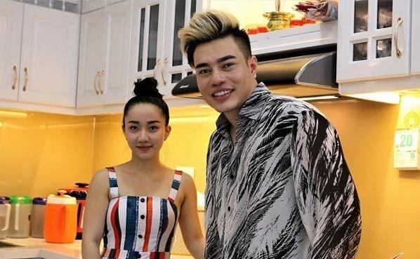 Tin sao Việt 4/6: Thủy Tiên gửi trả 30 triệu nhầm lẫn; Hoài Linh nhận phản ứng gắt sau giải ngân 15,2 tỷ 4 Tin sao Việt 4/6: Thủy Tiên gửi trả 30 triệu nhầm lẫn; Hoài Linh nhận phản ứng gắt sau giải ngân 15,2 tỷ 4
