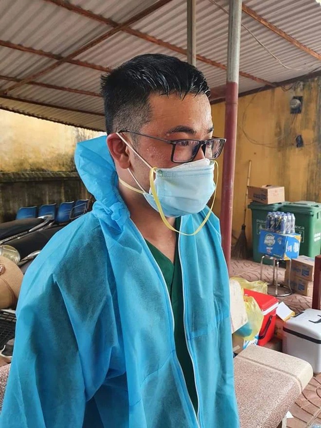 Thủy Tiên nhận ngàn lời khen ngợi giữa lúc bị chỉ trích vì khoản tiền từ thiện nhầm lẫn của mạnh thường quân 3 Thủy Tiên nhận ngàn lời khen ngợi giữa lúc bị chỉ trích vì khoản tiền từ thiện nhầm lẫn của mạnh thường quân 3