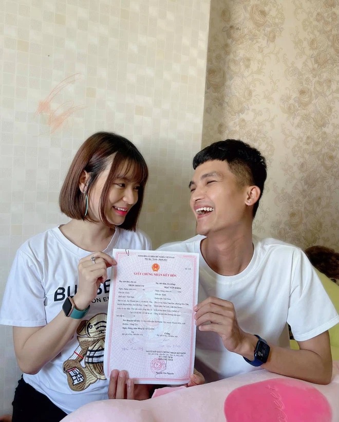 Mạc Văn Khoa bị tố bán bún đậu kém vệ sinh với mức giá cao ngất ngưởng 7 Mạc Văn Khoa bị tố bán bún đậu kém vệ sinh với mức giá cao ngất ngưởng 7