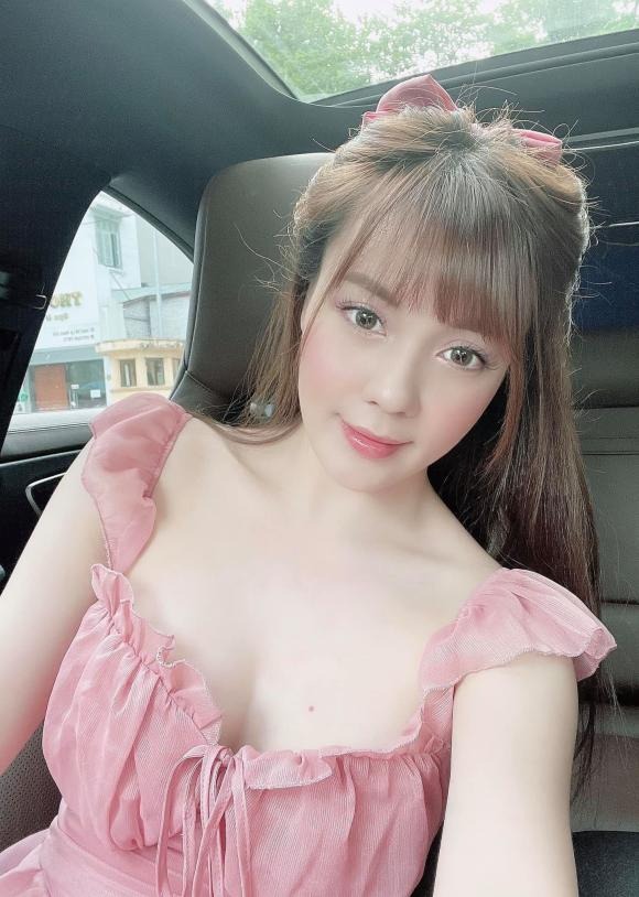 Âu Hà My 'rắc thính' nhiệt tình bằng hình ảnh xinh như búp bê dù từng thừa nhận: Muốn độc thân 3 Âu Hà My 'rắc thính' nhiệt tình bằng hình ảnh xinh như búp bê dù từng thừa nhận: Muốn độc thân 3