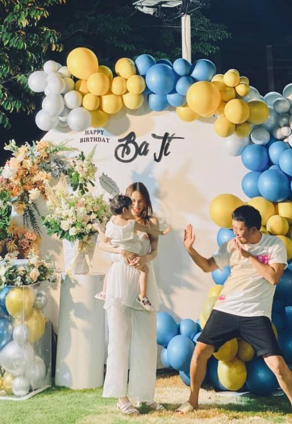 Trường Giang bất ngờ để lộ 1 phần 'báu vật' đã giấu kín bao lâu nay 6 Trường Giang bất ngờ để lộ 1 phần 'báu vật' đã giấu kín bao lâu nay 6