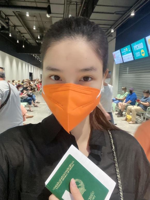 Cựu chân dài của Vũ Khắc Tiệp đang mong ngóng ngày trở về nước. Ảnh: FBNV Cựu chân dài của Vũ Khắc Tiệp đang mong ngóng ngày trở về nước. Ảnh: FBNV