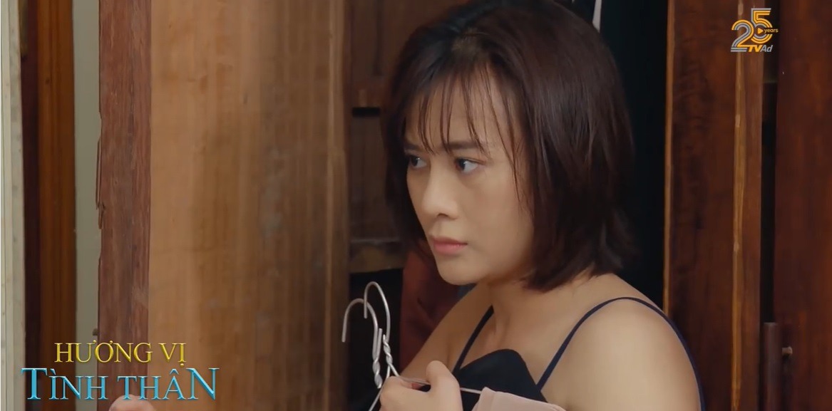 Hương vị tình thân tập 57: Nam ái ngại gặp Long lúc thay đồ, Thy lo lắng về người kế nghiệp ông Khang - Ảnh 1 Hương vị tình thân tập 57: Nam ái ngại gặp Long lúc thay đồ, Thy lo lắng về người kế nghiệp ông Khang - Ảnh 1