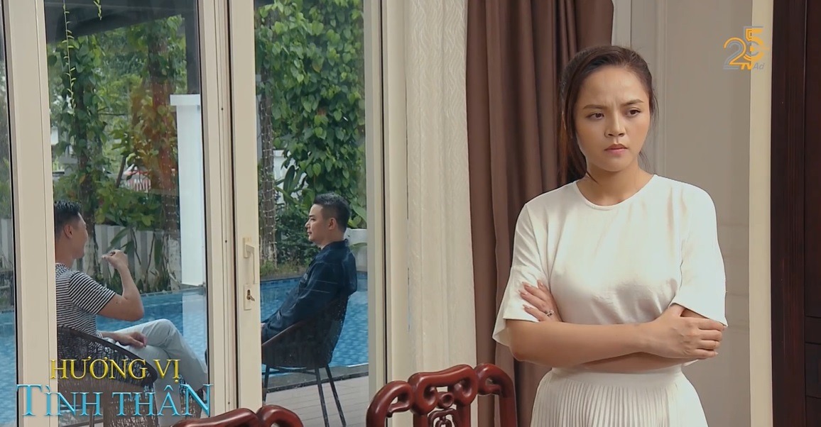 Hương vị tình thân tập 57: Nam ái ngại gặp Long lúc thay đồ, Thy lo lắng về người kế nghiệp ông Khang - Ảnh 7 Hương vị tình thân tập 57: Nam ái ngại gặp Long lúc thay đồ, Thy lo lắng về người kế nghiệp ông Khang - Ảnh 7