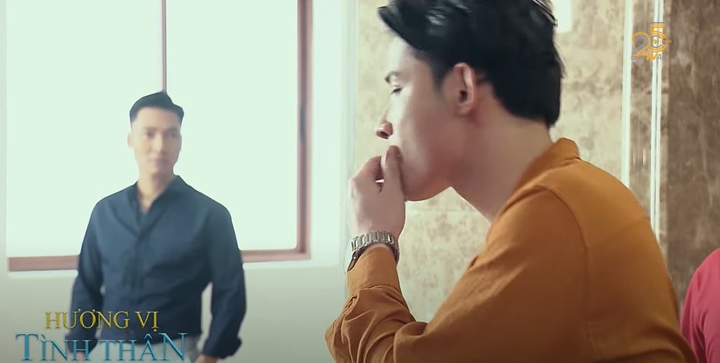 Hương vị tình thân tập 63: Nam thẳng tay bạt tai khiến Dũng 'lật mặt', bà Bích tuyên chiến với bà Sa 4 Hương vị tình thân tập 63: Nam thẳng tay bạt tai khiến Dũng 'lật mặt', bà Bích tuyên chiến với bà Sa 4