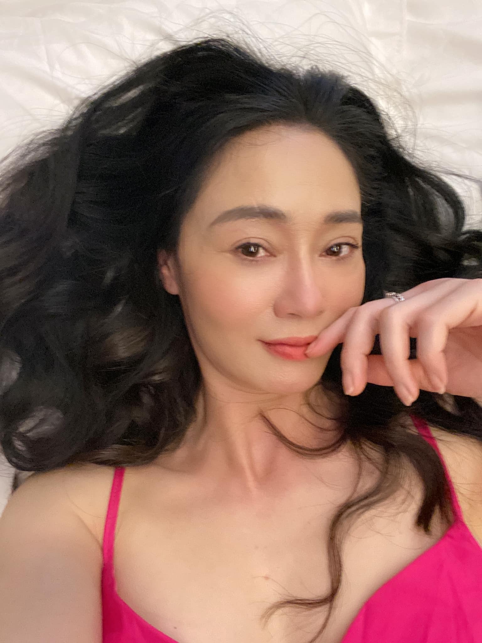Quách Thu Phương lên tiếng thỉnh cầu CDM vì vai diễn 'mẹ' Mạnh Trường trong 'Hương vị tình thân' 5 Quách Thu Phương lên tiếng thỉnh cầu CDM vì vai diễn 'mẹ' Mạnh Trường trong 'Hương vị tình thân' 5