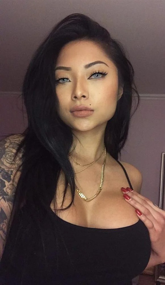 Hot girl Cassie Trinh Võ có động thái lạ sau khi bị gọi tên trong ồn ào kho ảnh 40GB 1