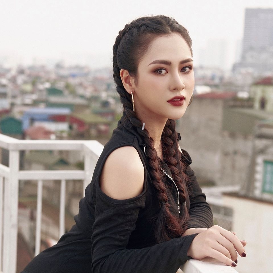 'Vợ sắp cưới' của Mạnh Trường thỉnh cầu CDM sau khi vừa hiện diện trong 'Hương vị tình thân phần 2' 4 'Vợ sắp cưới' của Mạnh Trường thỉnh cầu CDM sau khi vừa hiện diện trong 'Hương vị tình thân phần 2' 4
