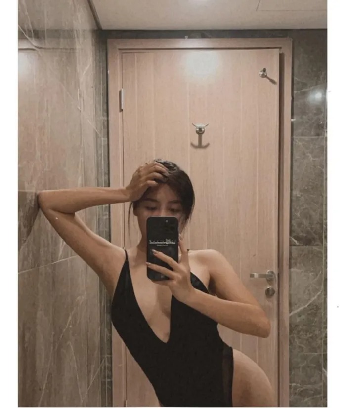 Văn Mai Hương biết cách để khoe lợi thế về hình thể của mình. Ảnh: IG Văn Mai Hương biết cách để khoe lợi thế về hình thể của mình. Ảnh: IG