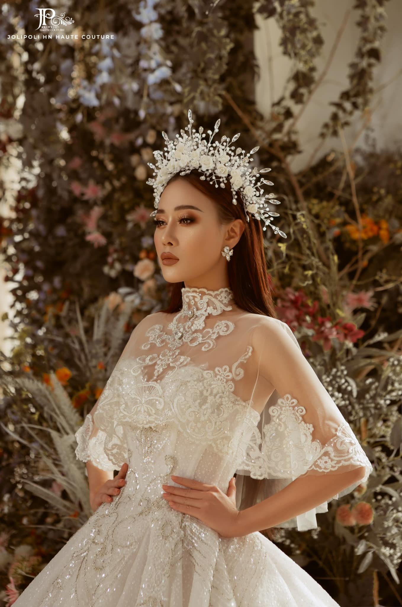 Phương Oanh xinh đẹp tựa nữ thần. Ảnh: FBNV