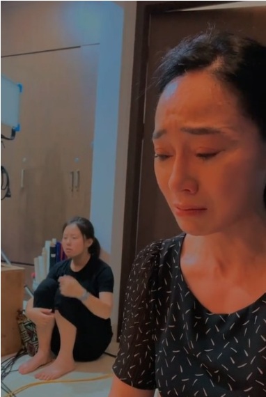 Hương vị tình thân phần 2: Bà Xuân mắc bệnh tâm lý sau khi Nam về làm dâu, đến mức tự kết liễu cuộc sống - Ảnh 2 Hương vị tình thân phần 2: Bà Xuân mắc bệnh tâm lý sau khi Nam về làm dâu, đến mức tự kết liễu cuộc sống - Ảnh 2