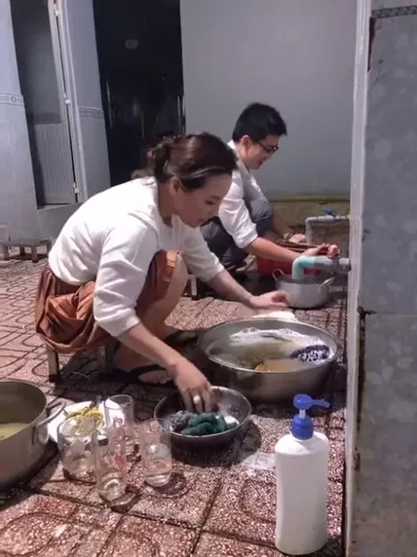 Vợ đại gia vô tình để lộ sự thật về cuộc hôn nhân với Quý Bình sau chưa đầy 1 năm về chung nhà - Ảnh 1 Vợ đại gia vô tình để lộ sự thật về cuộc hôn nhân với Quý Bình sau chưa đầy 1 năm về chung nhà - Ảnh 1