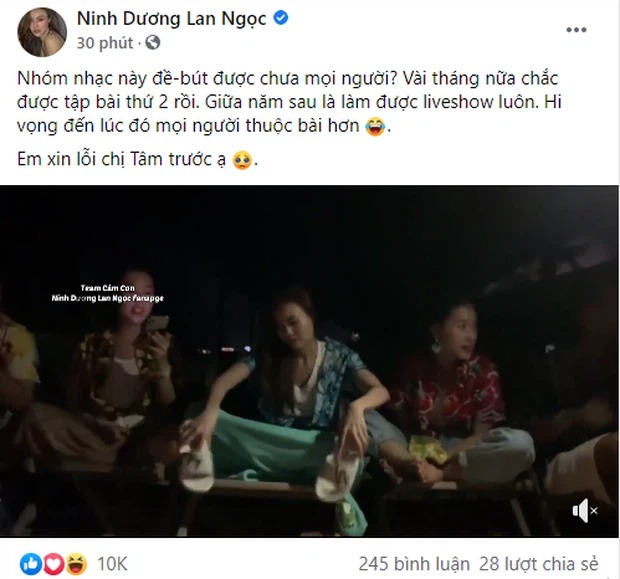 Ninh Dương Lan Ngọc cùng hội bạn thân quyết 'phá hit' của Mỹ Tâm. Ảnh: FBNV Ninh Dương Lan Ngọc cùng hội bạn thân quyết 'phá hit' của Mỹ Tâm. Ảnh: FBNV