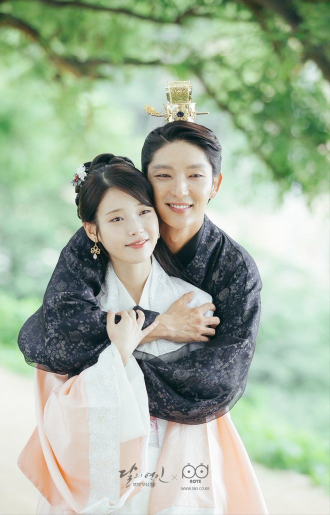 Lee Jun Ki là vị quân vương bên ngoài lạnh lùng bên trong ấm áp Lee Jun Ki là vị quân vương bên ngoài lạnh lùng bên trong ấm áp