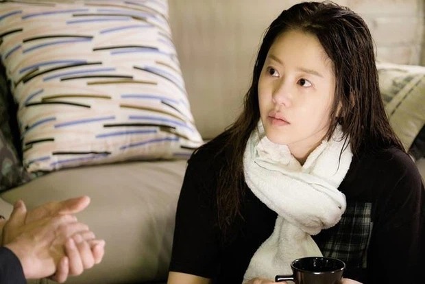 6 nữ thần mặt mộc của phim Hàn: Son Ye Jin 'vô đối', Song Hye Kyo đầy rạng ngời 9