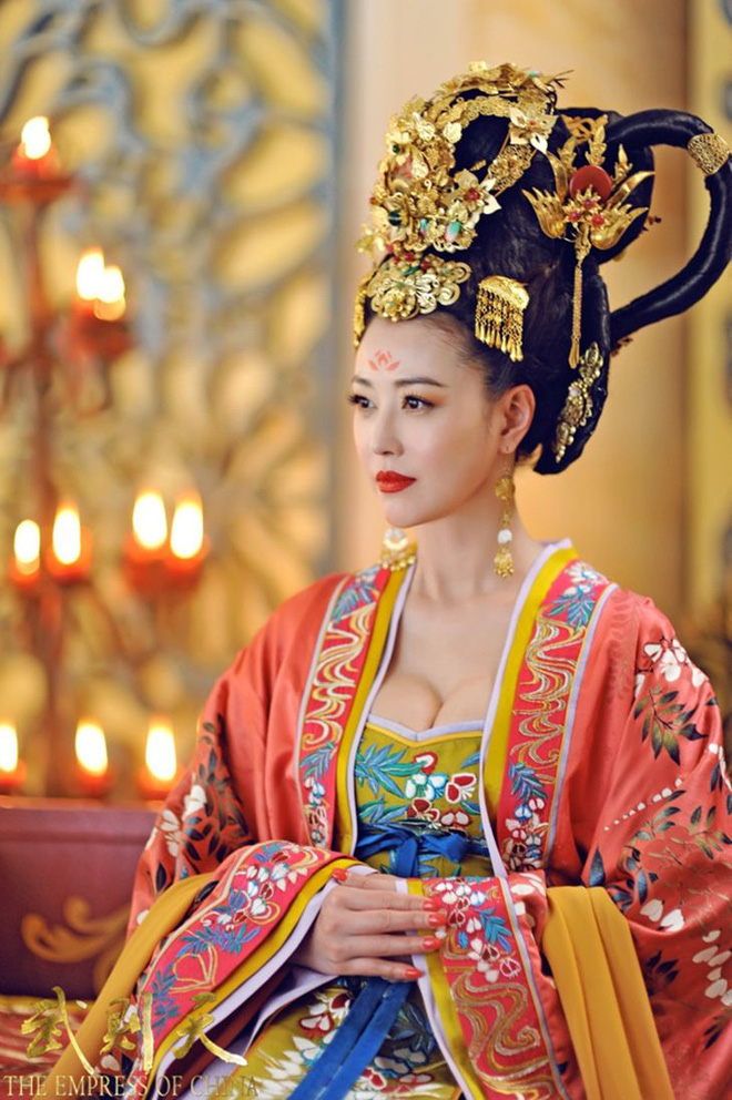 7 phim cổ trang Hoa ngữ 'lóa mắt' vì quy tụ dàn mỹ nhân đình đám Cbiz - Ảnh 15 7 phim cổ trang Hoa ngữ 'lóa mắt' vì quy tụ dàn mỹ nhân đình đám Cbiz - Ảnh 15