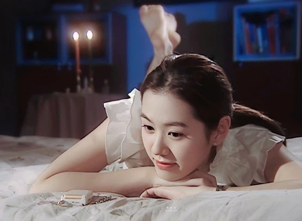Son Ye Jin thuở 'chân ướt chân ráo' vào nghề: Nhan sắc như thiên thần phải đưa ngay lên làm nữ chính! - Ảnh 2 Son Ye Jin thuở 'chân ướt chân ráo' vào nghề: Nhan sắc như thiên thần phải đưa ngay lên làm nữ chính! - Ảnh 2