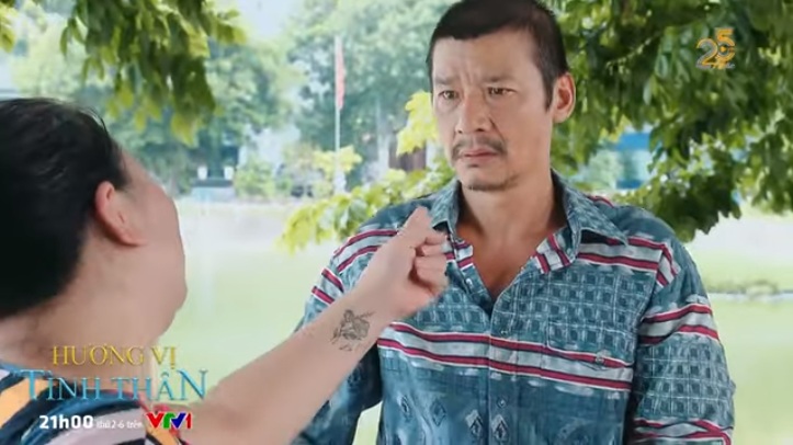 Hương vị tình thân phần 2 tập 51: Bà Xuân khó chịu trước thái độ của Thy, bố con Nam lại bị hãm hại - Ảnh 4 Hương vị tình thân phần 2 tập 51: Bà Xuân khó chịu trước thái độ của Thy, bố con Nam lại bị hãm hại - Ảnh 4