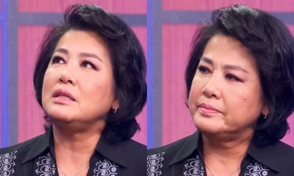 Con gái Phi Nhung bí mật sinh con tại Mỹ, cố ca sĩ vừa lên chức bà đã chẳng thể gặp đứa cháu ngoại còn đỏ hỏn 2 Con gái Phi Nhung bí mật sinh con tại Mỹ, cố ca sĩ vừa lên chức bà đã chẳng thể gặp đứa cháu ngoại còn đỏ hỏn 2