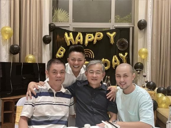 Bảo Thy hiếm hoi lộ diện bên chồng đại gia, lộ chi tiết quan trọng giữa nghi vấn có con đầu lòng 1 Bảo Thy hiếm hoi lộ diện bên chồng đại gia, lộ chi tiết quan trọng giữa nghi vấn có con đầu lòng 1