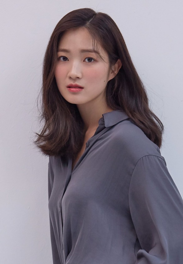 10 mỹ nhân Kbiz xinh đẹp nhất màn ảnh Hàn: Loạt 'chị đại' Son Ye Jin, Song Hye Kyo bị đánh bật 8
