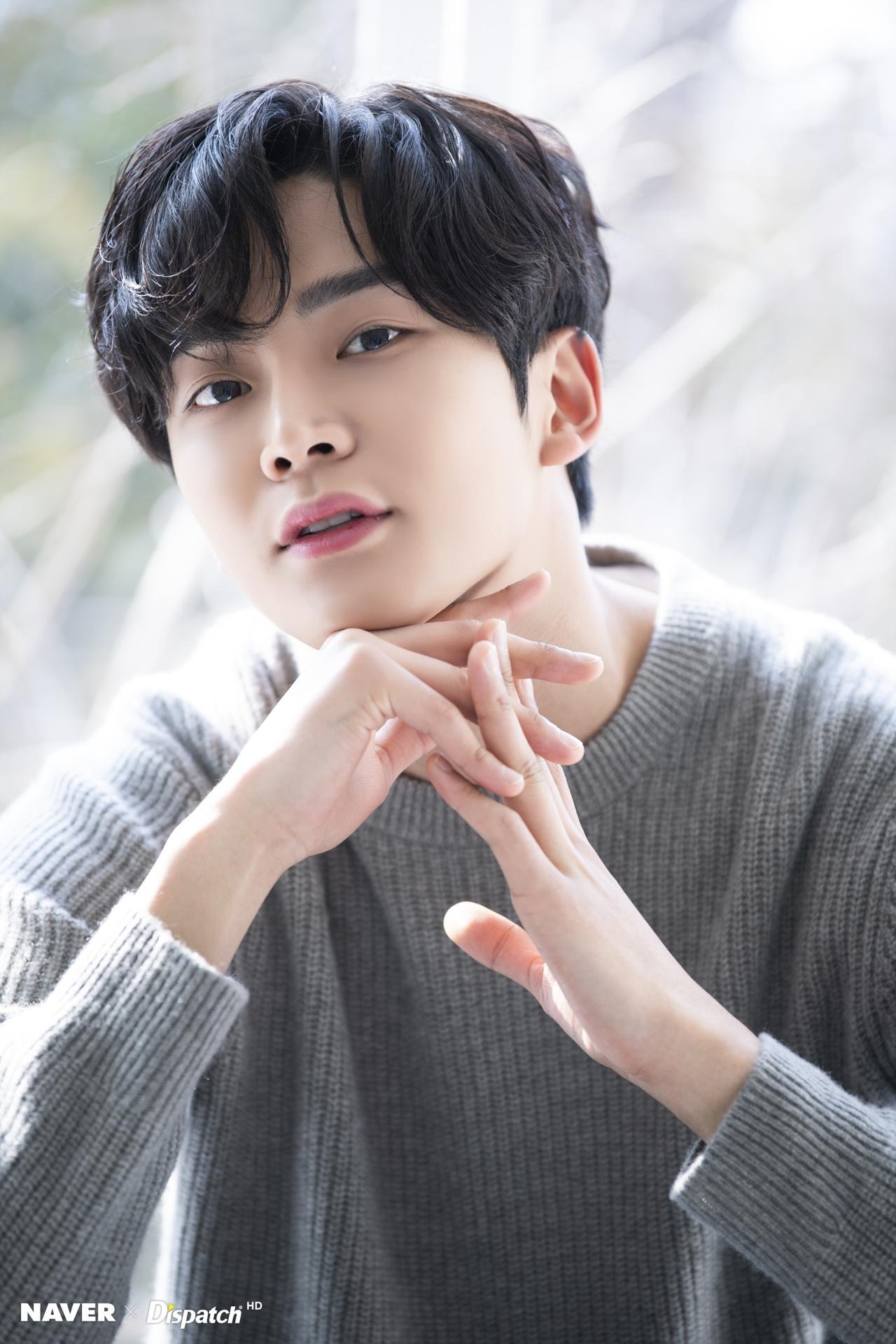 15 sao nam Kbiz điển trai nhất màn ảnh Hàn: Hyun Bin, Song Joong Ki ngậm ngùi xếp sau loạt 'đàn em' 4 15 sao nam Kbiz điển trai nhất màn ảnh Hàn: Hyun Bin, Song Joong Ki ngậm ngùi xếp sau loạt 'đàn em' 4