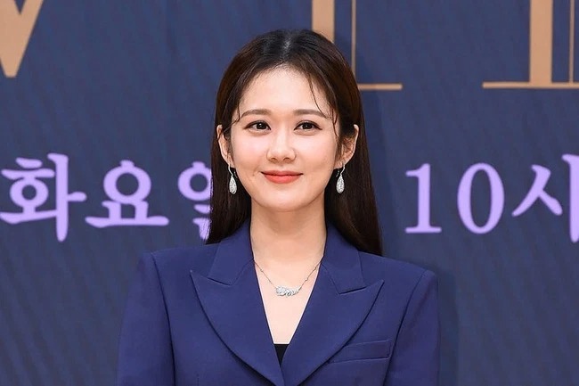 'Mỹ nhân không tuổi' hàng đầu Kbiz Jang Nara khiến dư luận 'dậy sóng' với loạt ảnh khó tin - Ảnh 2 'Mỹ nhân không tuổi' hàng đầu Kbiz Jang Nara khiến dư luận 'dậy sóng' với loạt ảnh khó tin - Ảnh 2