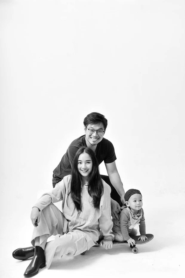Vợ cũ cố diễn viên Duy Nhân hé lộ cuộc sống hôn nhân viên mãn sau quá khứ chìm trong nước mắt 1 Vợ cũ cố diễn viên Duy Nhân hé lộ cuộc sống hôn nhân viên mãn sau quá khứ chìm trong nước mắt 1