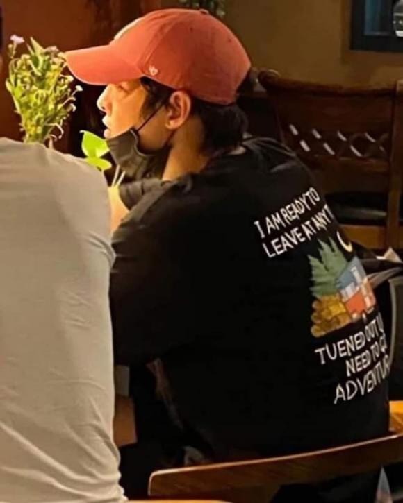 Song Joong Ki cũng từng bị cắt ghép hình ảnh hẹn hò. Ảnh: Internet