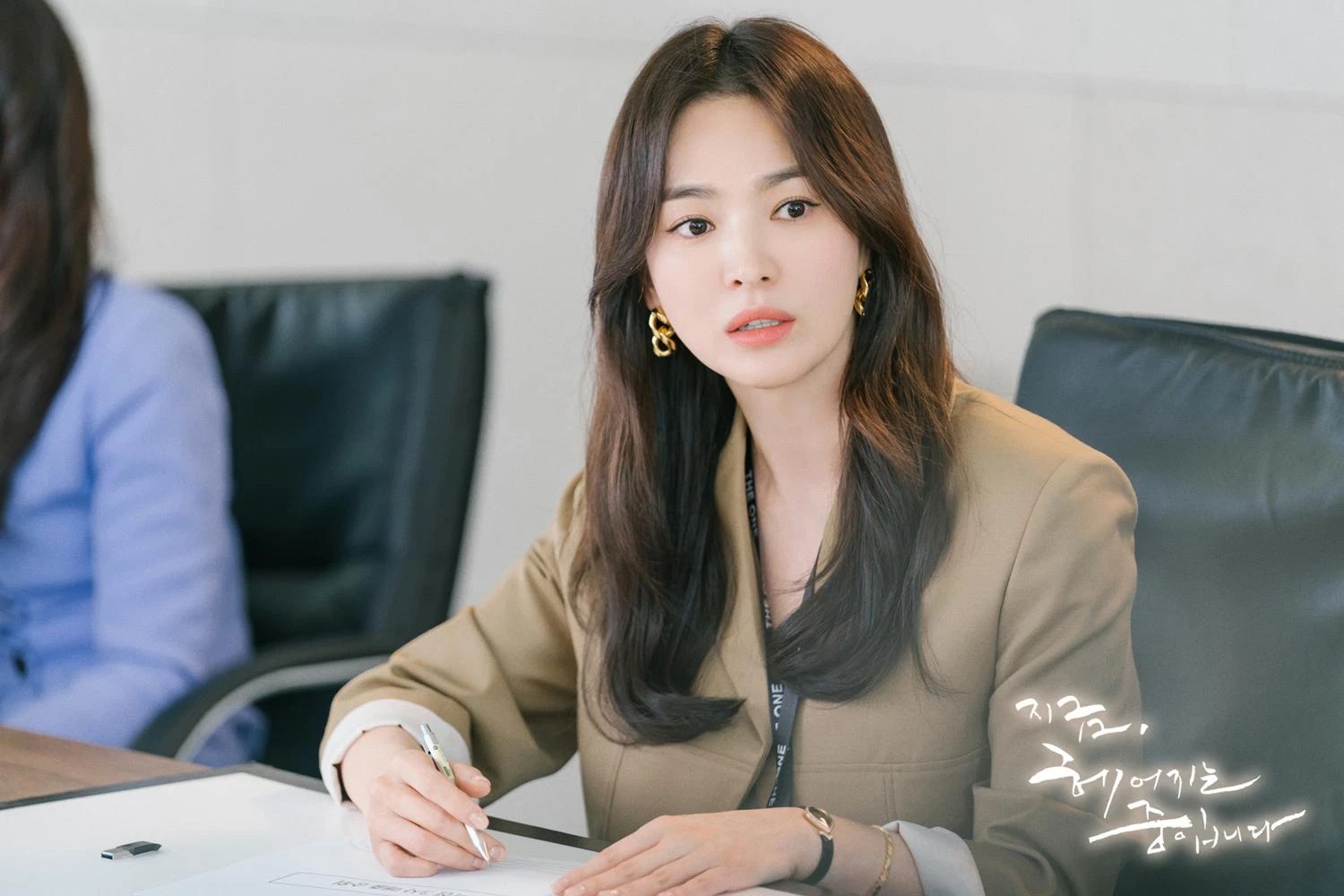 Song Joong Ki và Song Hye Kyo lâm tình cảnh 'đối đầu' trớ trêu sau hơn 2 năm ly hôn 4